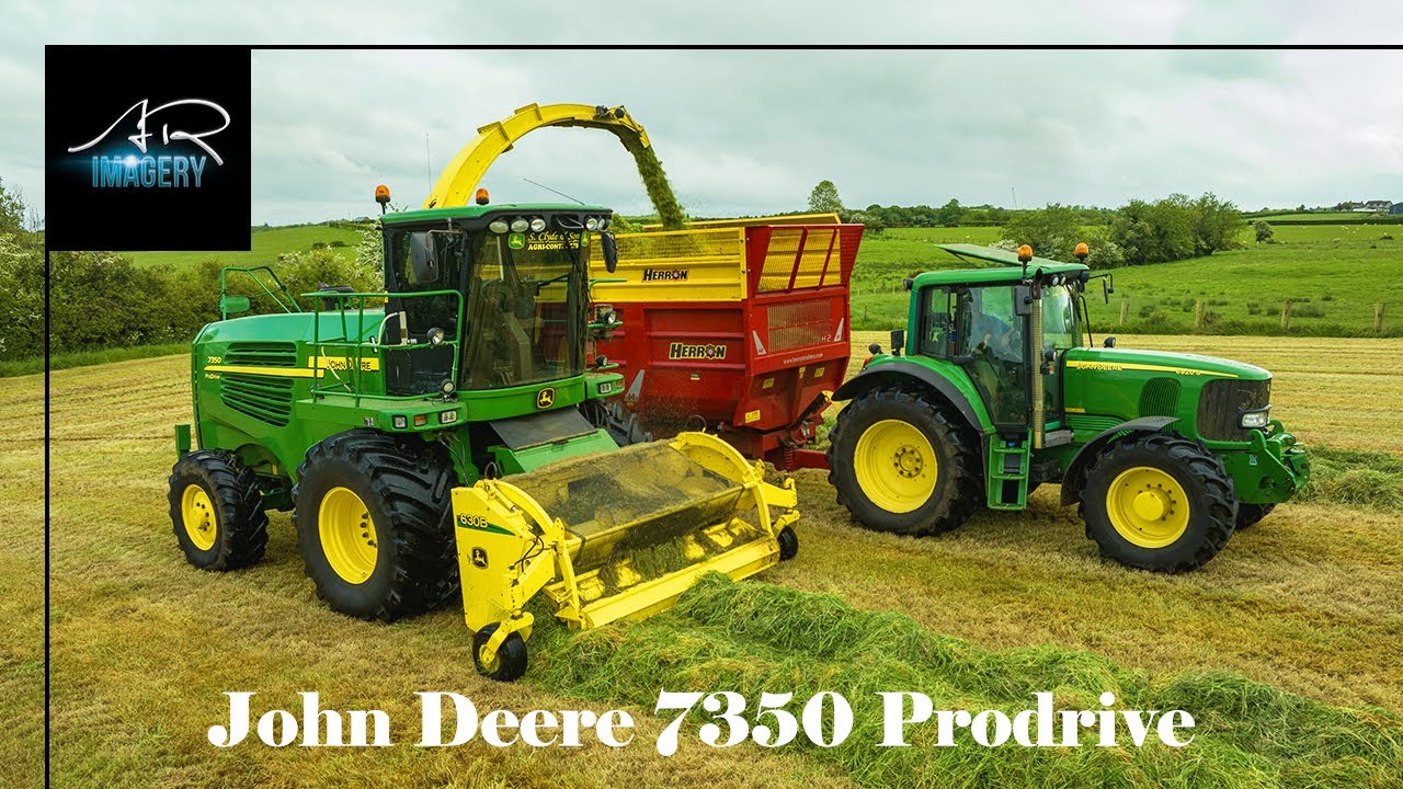S.Clyde & Son Agri-Contracts First Cut Silage with the John Deere 7350 ProDrive