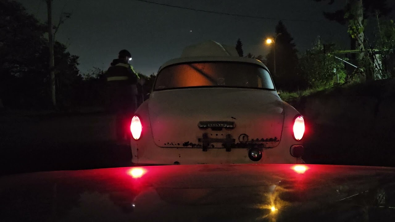 Volvo Amazon 122s, Improved rear lights demonstration.