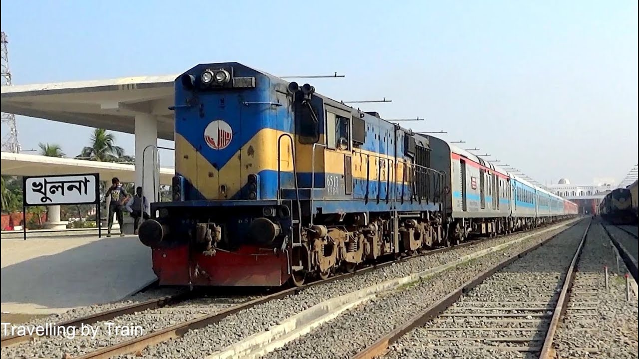 Bandhan Express Train is Leaving Newly Built Khulna Railway Station - Bangladesh
