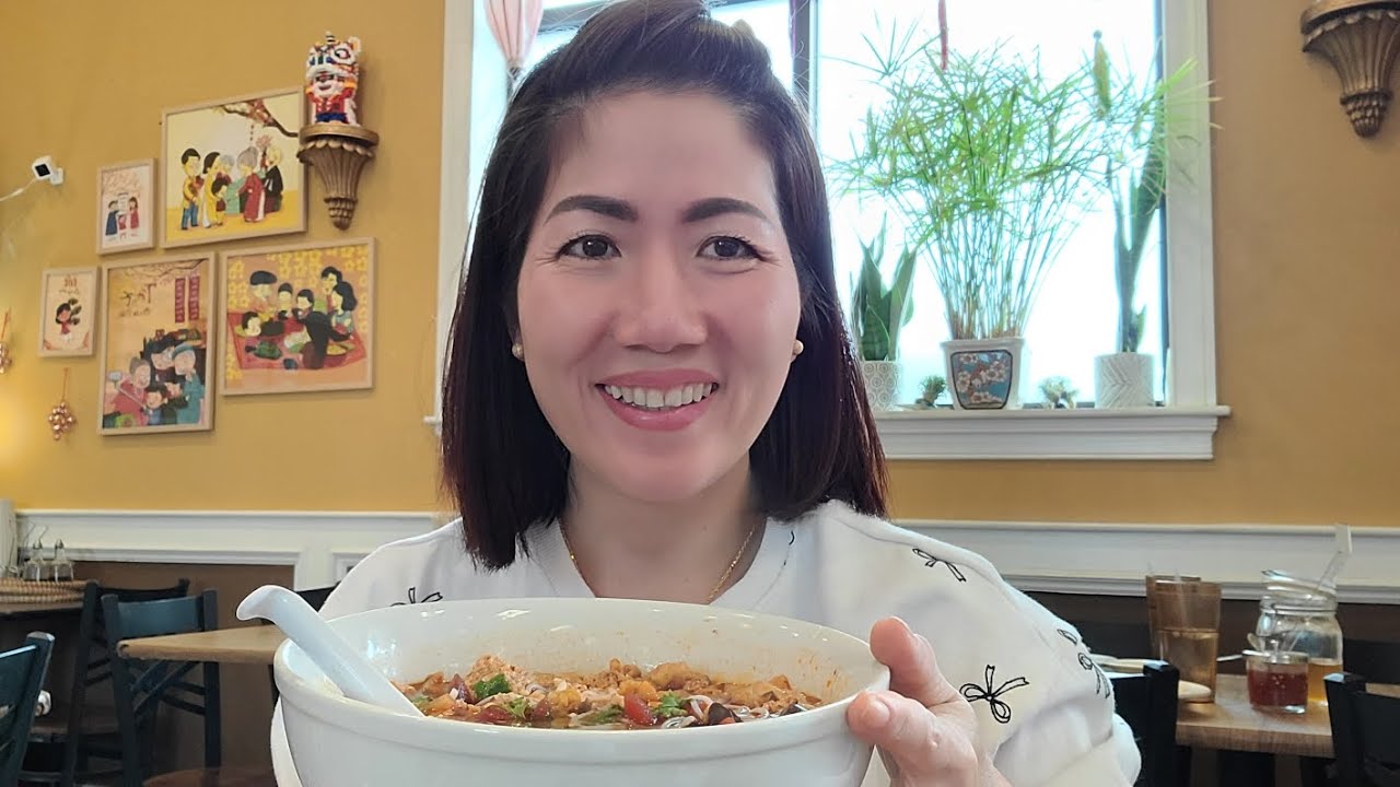 Ngày Nghĩ lo Đi NGÂN HÀNG Đi MUA THỊT Cho TIỆM PHỞ Đói Meo Ăn BÚN RIÊU tại EDEN ở MỸ 2025