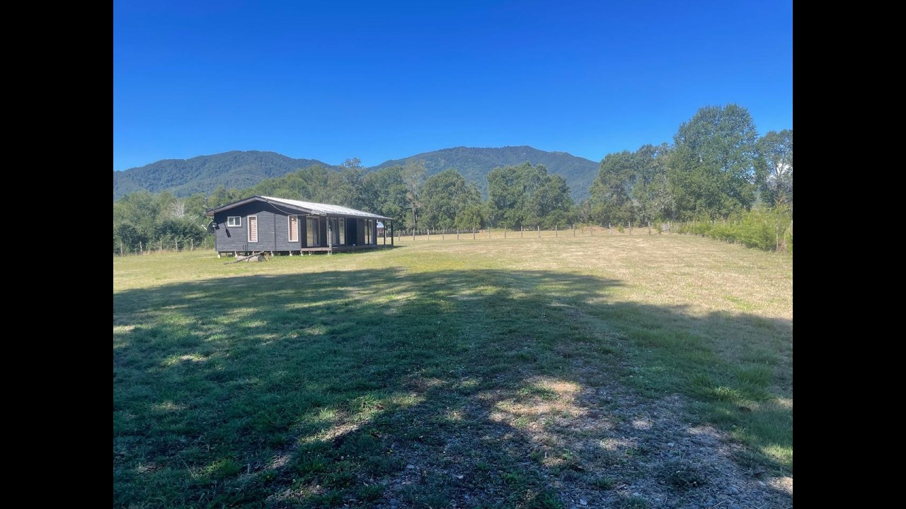 Se vende parcela con casa amoblada en Curacautín sector Cañón del blanco