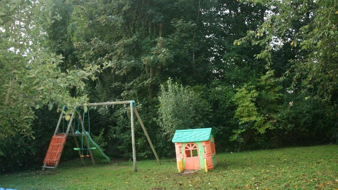 4 Bedroomed Near Disneyland Paris, Coupvray, France