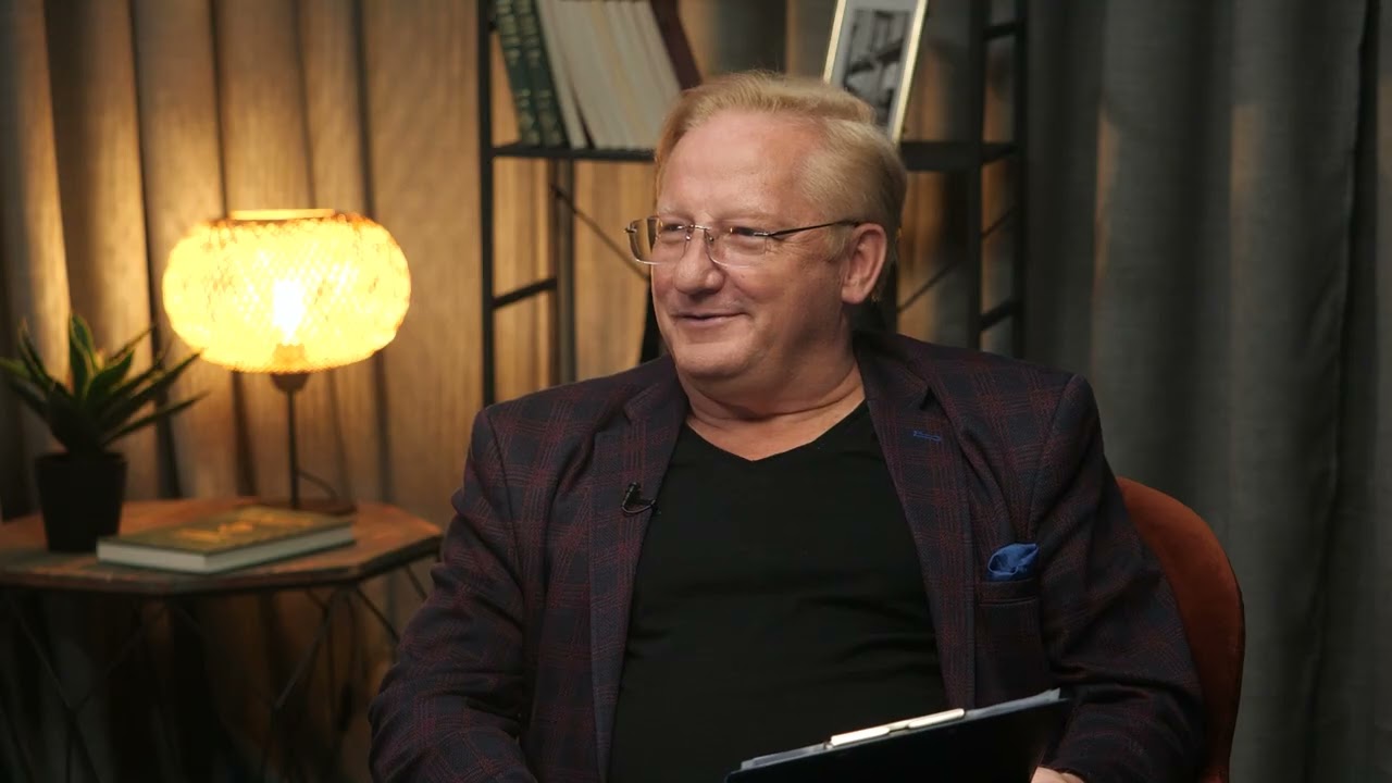 Twarze Kultury - Leszek Sierski, Sekretarz literacki płockiego teatru dramatycznego