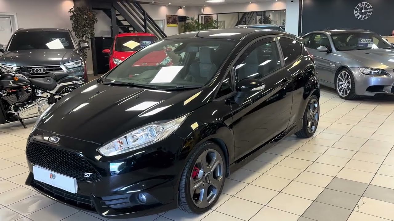 Ford Fiesta ST3 2017 года — подробный обзор и описание.
