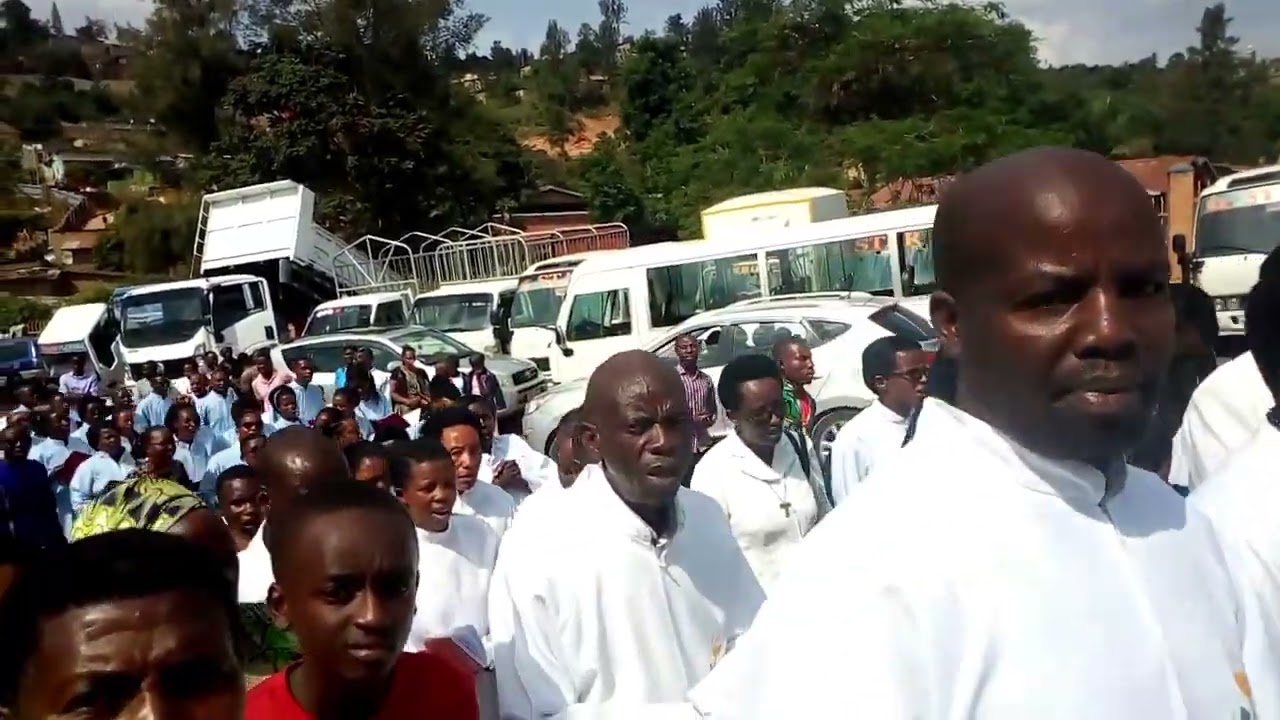Umunsi mukuru w'Isakaramentu Ritagatifu kuri Paroisse Saint Pierre cyahafi