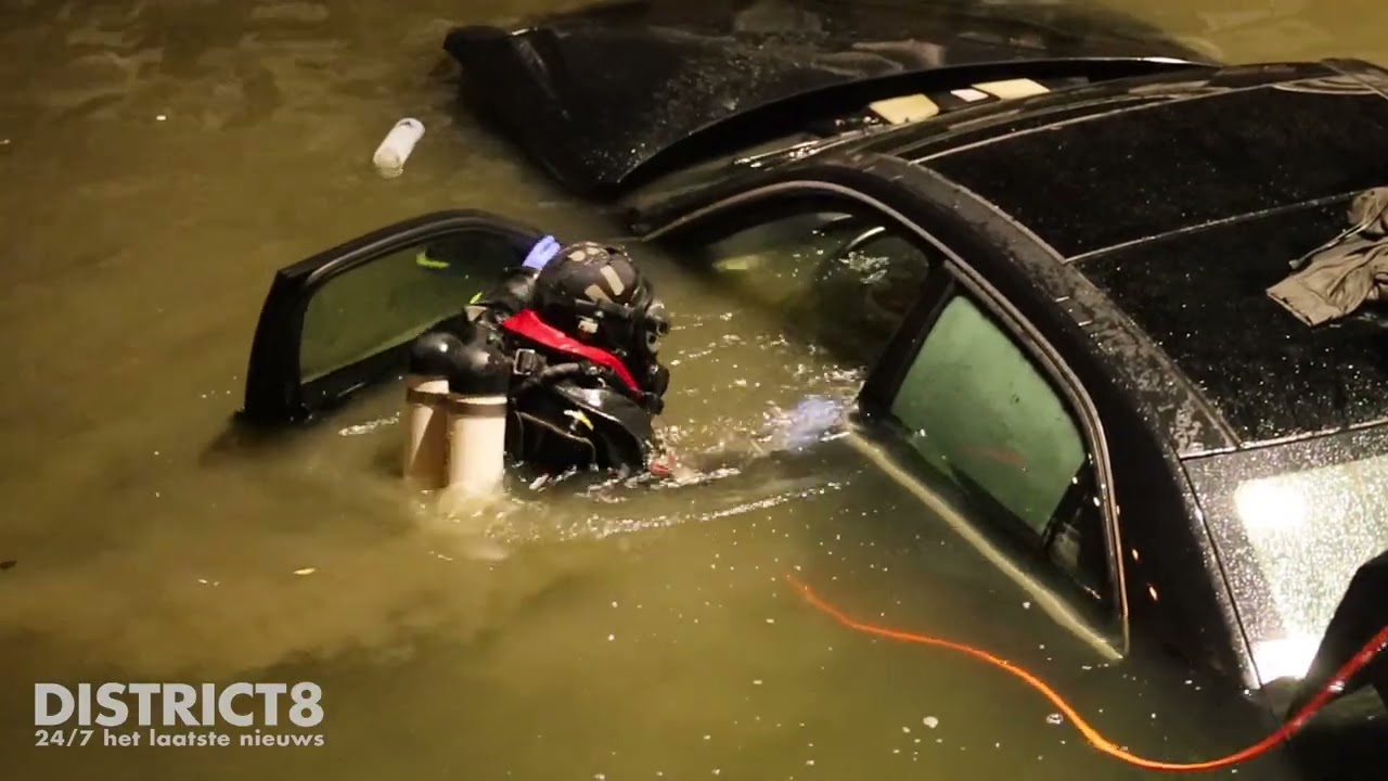 Hulpdiensten massaal in actie nadat auto te water raakt Groeneweg ‘s-Gravenzande