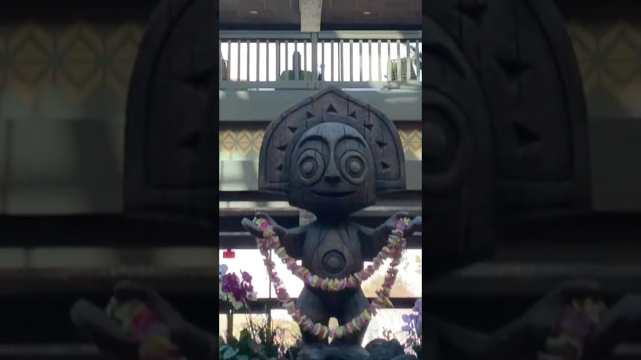 Does Disney's New Tower ACTUALLY Fit with the Polynesian??