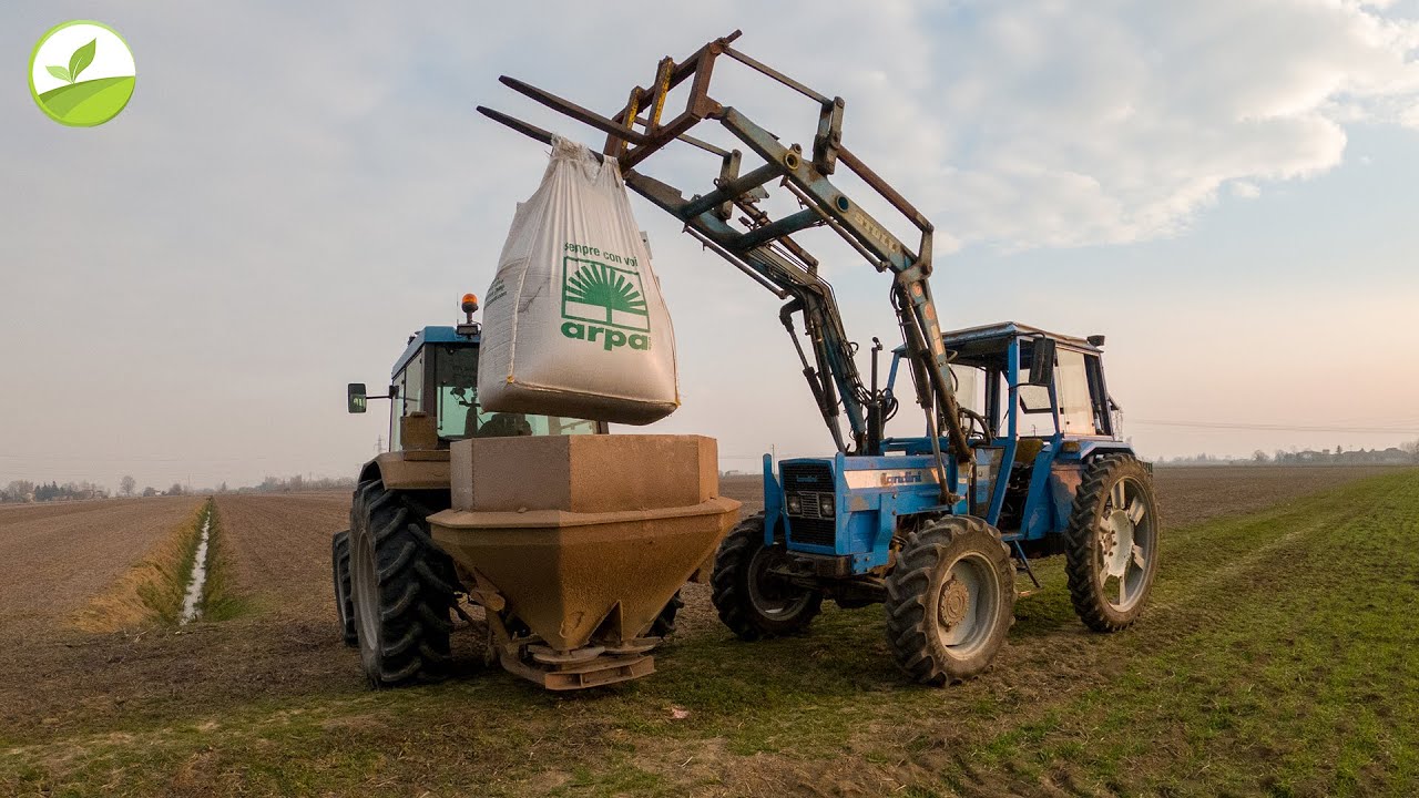 Tractor Vlog EP 49 - CONCIMAZIONE DI FONDO FOSFORO + POTASSIO con RTK e TELEMETRIA di @xfarm