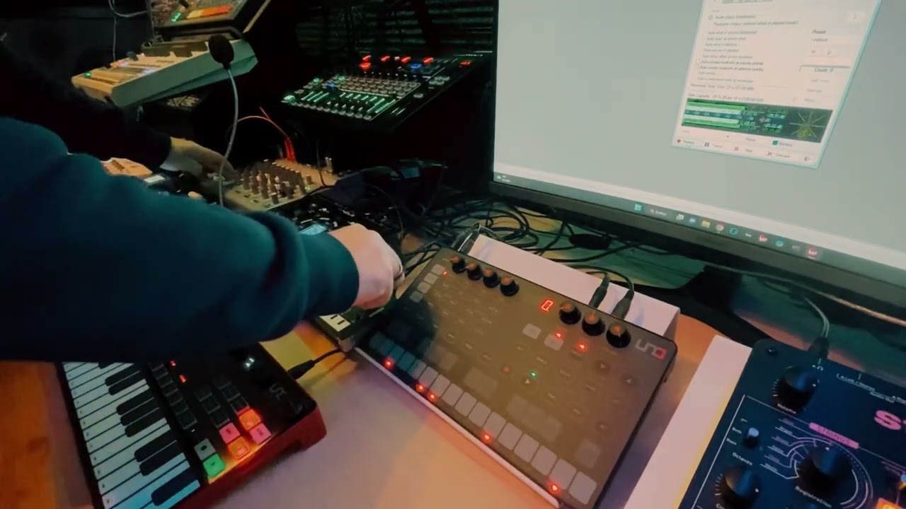 Dub Techno Jam | Uno Synth Pro | Microfreak | Model Samples | Korg NTS-1