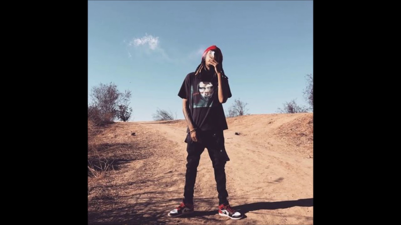 01. Chris Travis - Rainfalloween Mix (Produced By Dylan Kelly, PurpDogg, Big Los & JohnnyGuap)