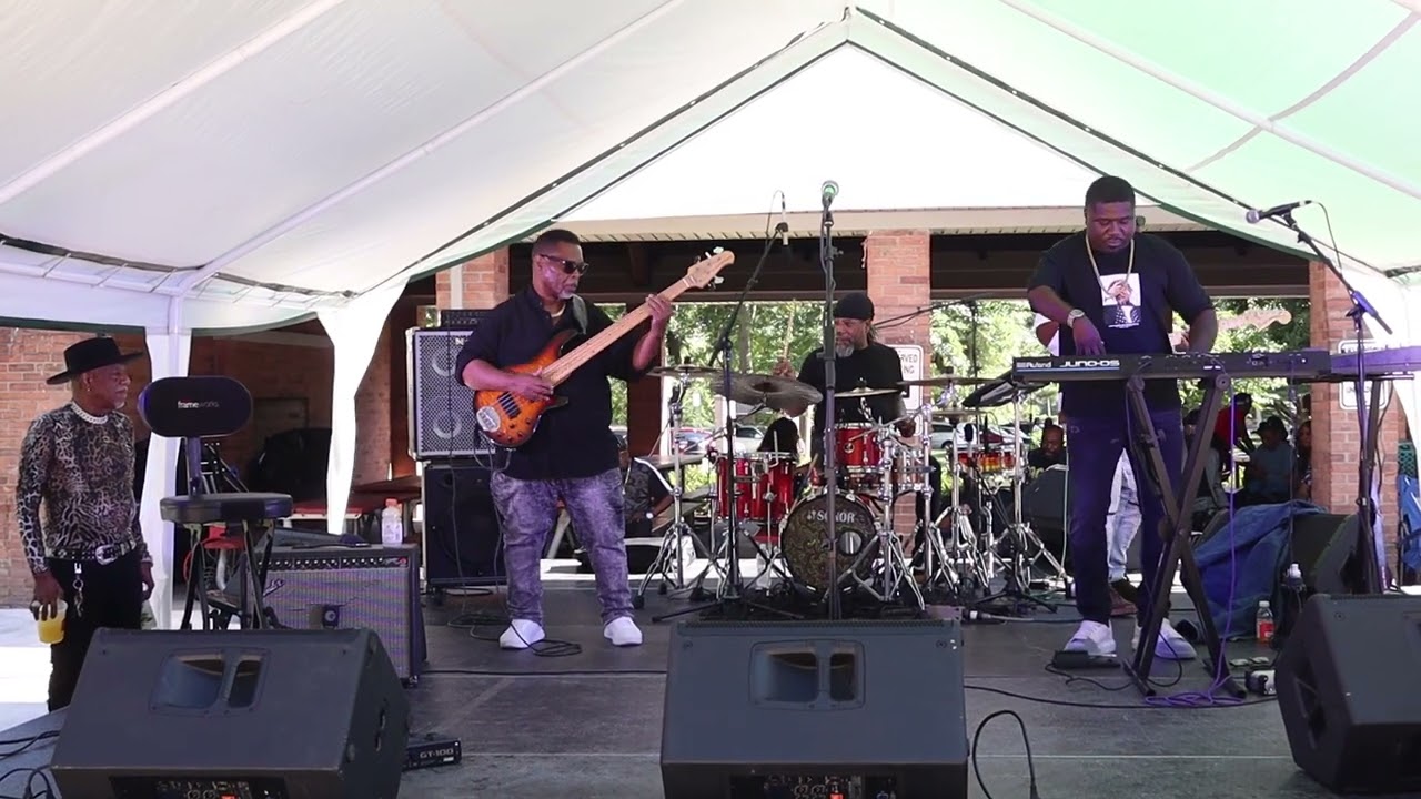 The Band With NO NAME...TALENTED and fun jazz set at Jazz In The Park 2025 - Youngstown OH
