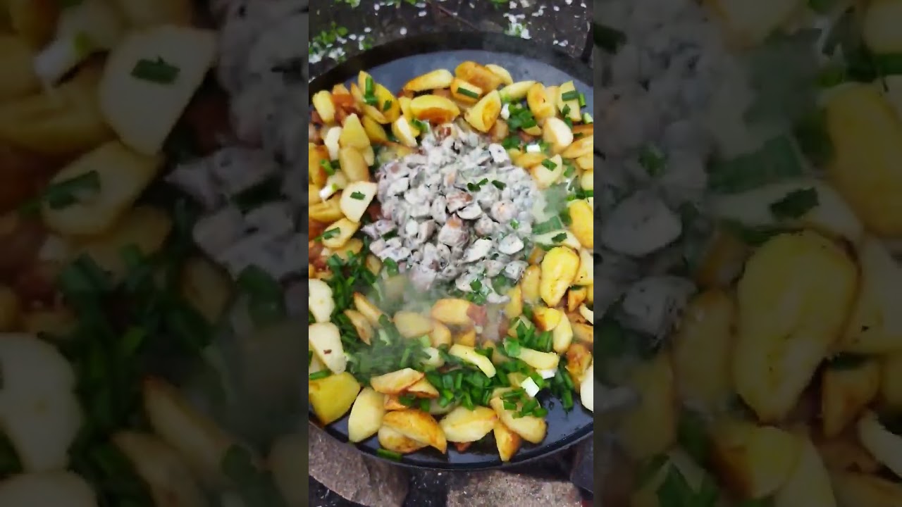 Cooking food in a SAJ pan #saj #coockingshorts #shorts #food