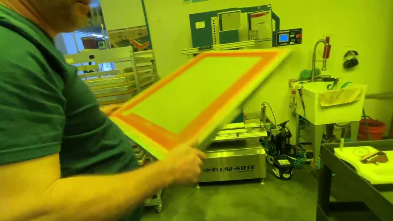 Darkroom | Tensiometer/ Uni-Kote | Tensioning Screens while Emulsifying | NM