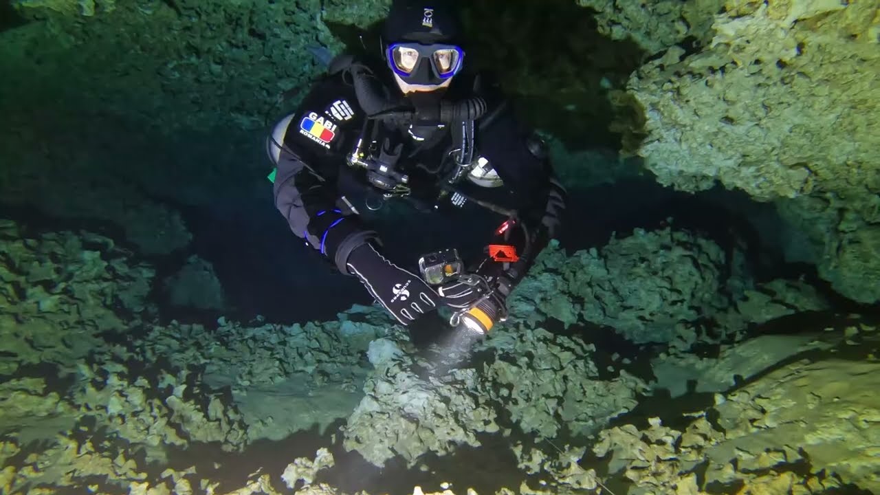 CCR Cave Triton and Gemini with Gabriel @JG.Scubadiving. Cenote Minotauro