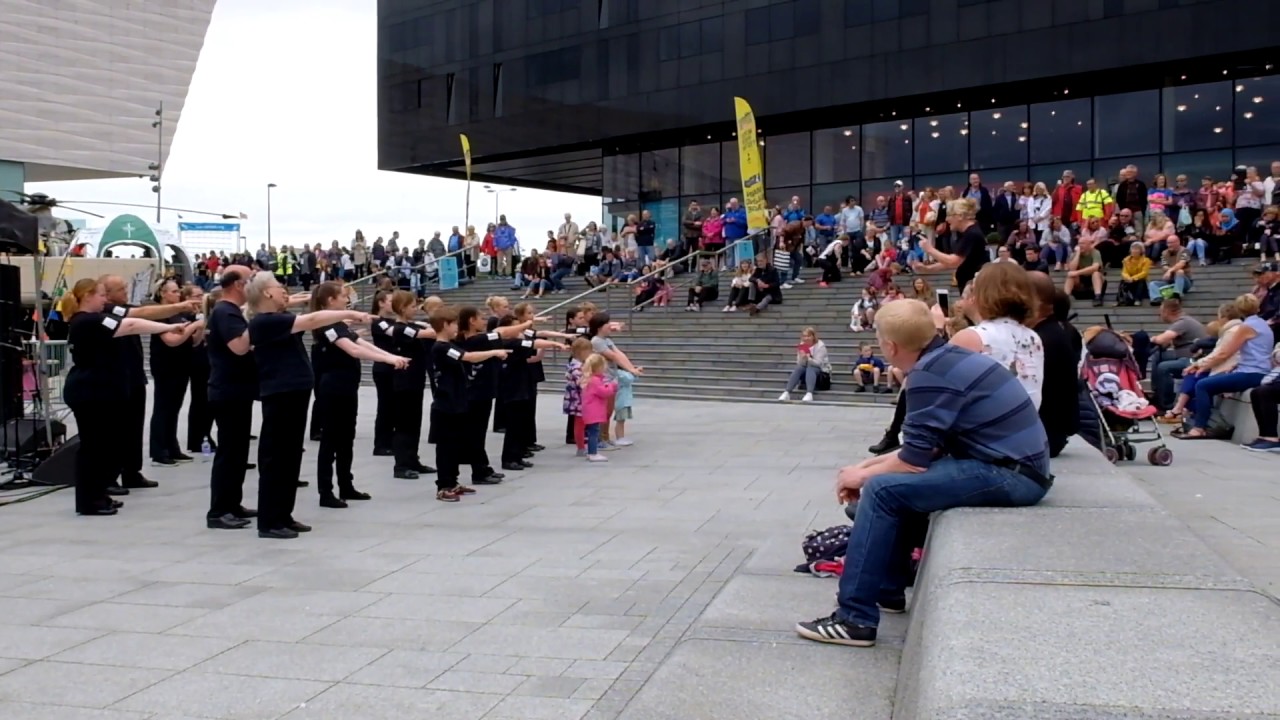 Liverpool Signing Choir perform Lennon’s 'Imagine' [Armed Forces Day 2017]
