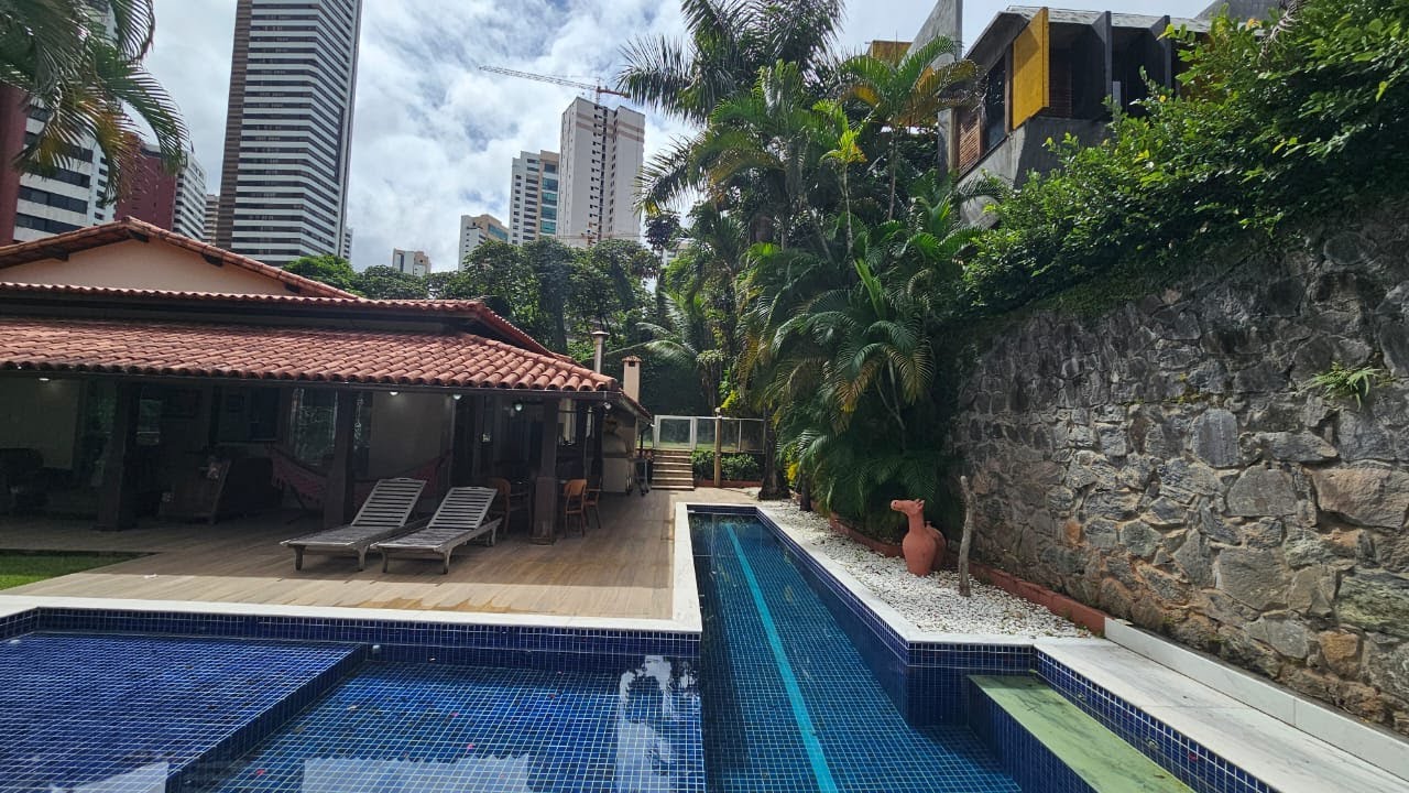 Casa Espetacular à VENDA no Horto Florestal - Salvador