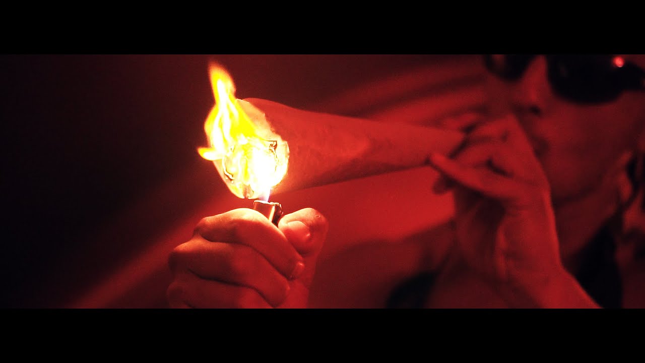 GET DOWN - SWIMMING POOL  (OFFICIAL VIDEO)