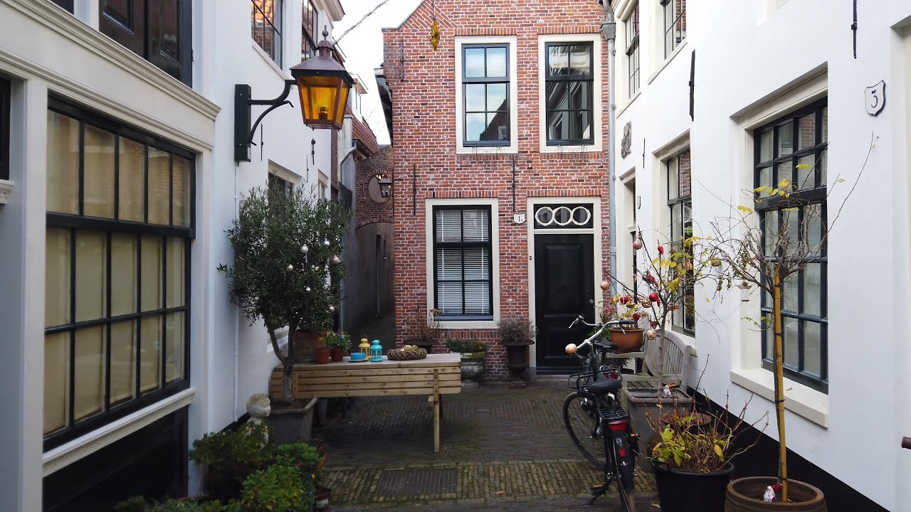 Walking in Haarlem 🌞 | Cosy Streets & Alleys | The Netherlands 4K