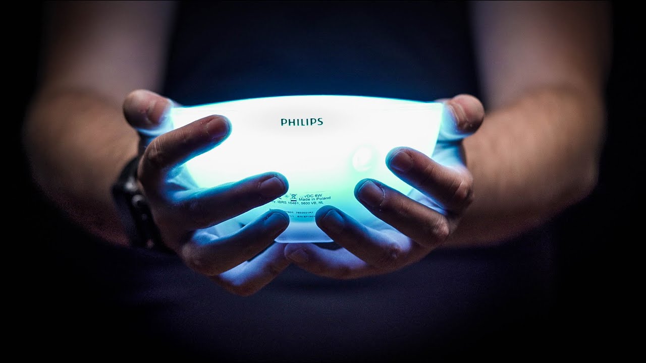 BU IŞIKLA HER YERİ AYDINLATIN! / Philips Hue Go V2