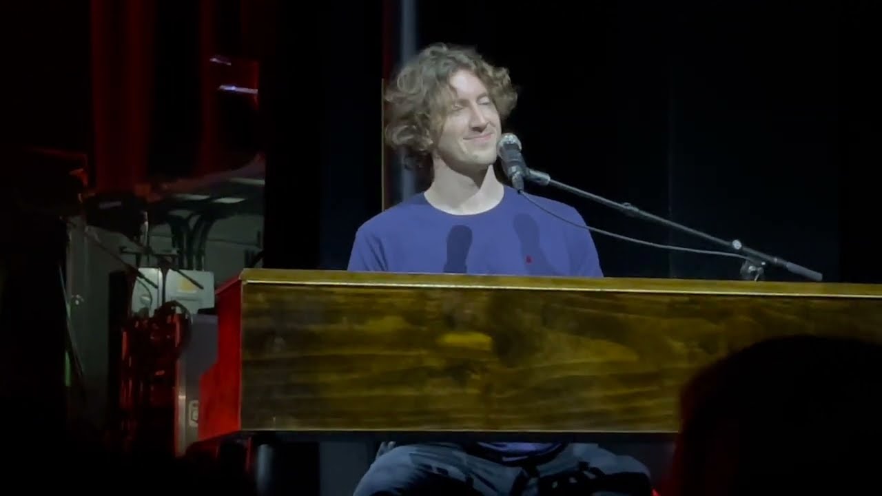 Dean Lewis Concert (CC*) | The Future Is Bright Tour | October 15, 2023 | VW Music | VW Vlogs