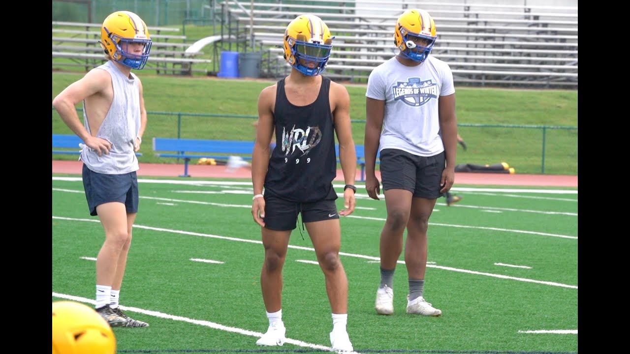 John Burroughs Football Preview | Pigskin Tour 2021