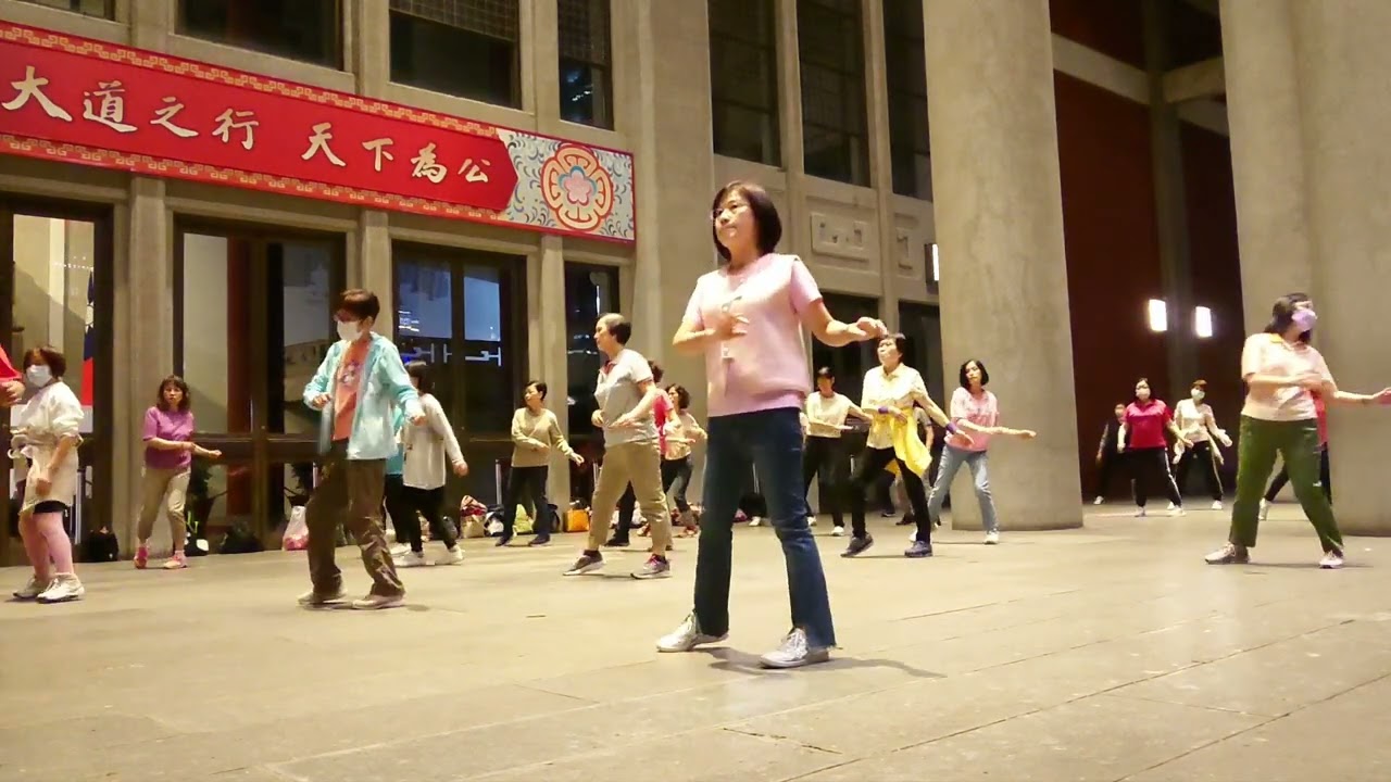 正月初五新春排舞練習 line dance practice on Lunar New Year. 2-14-2024:歡迎一起來運動,請洽連絡人:珠珠班長 0922-157-510.