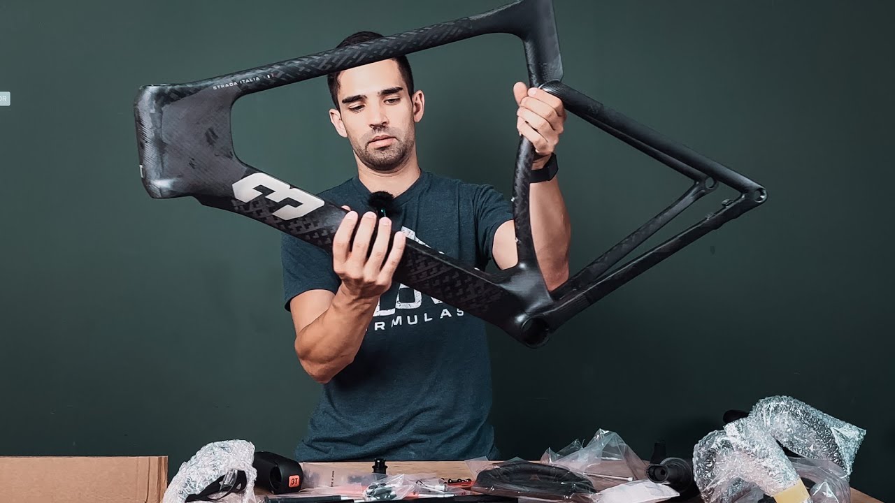 Raw Carbon Aero Speed Machine - Unboxing My New 3T Strada Italia