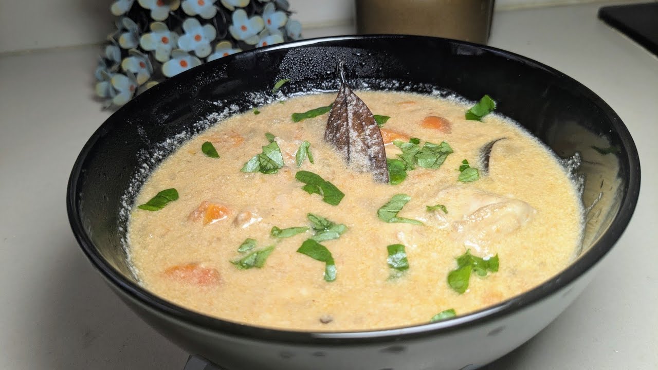 Kerala Chicken Stew..  Mild spices, rich & creamy coconut milk gravy..