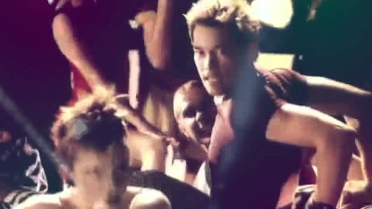 ★~►Michael Jackson ★ On The Floor◄~★