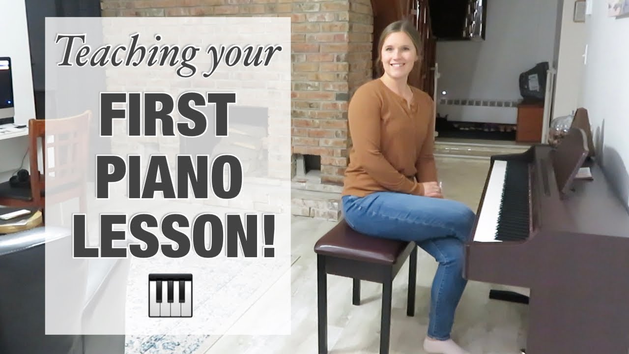 FIRST PIANO LESSON TIPS! | HOW TO TEACH A BEGINNER