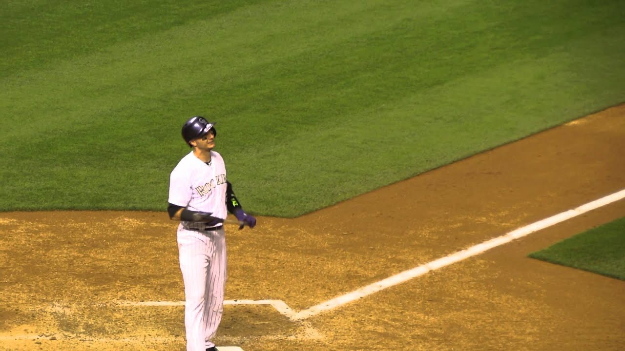 A simple Troy Tulowitzki at bat