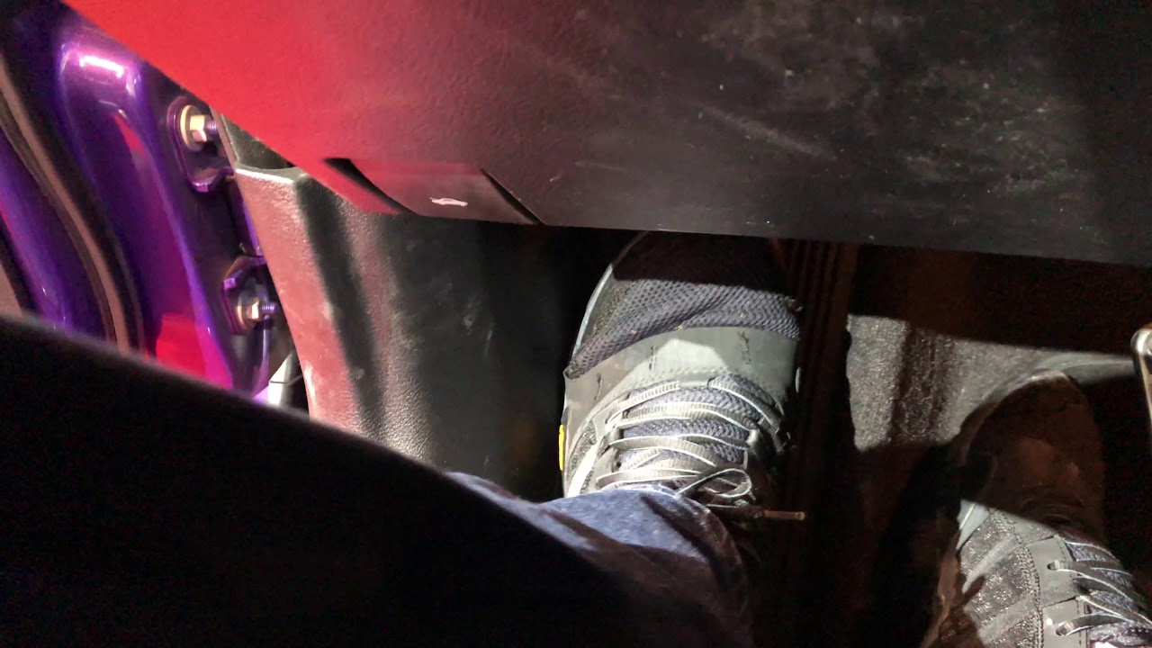 Dodge Charger - How to Turn On/Off Parking Brake