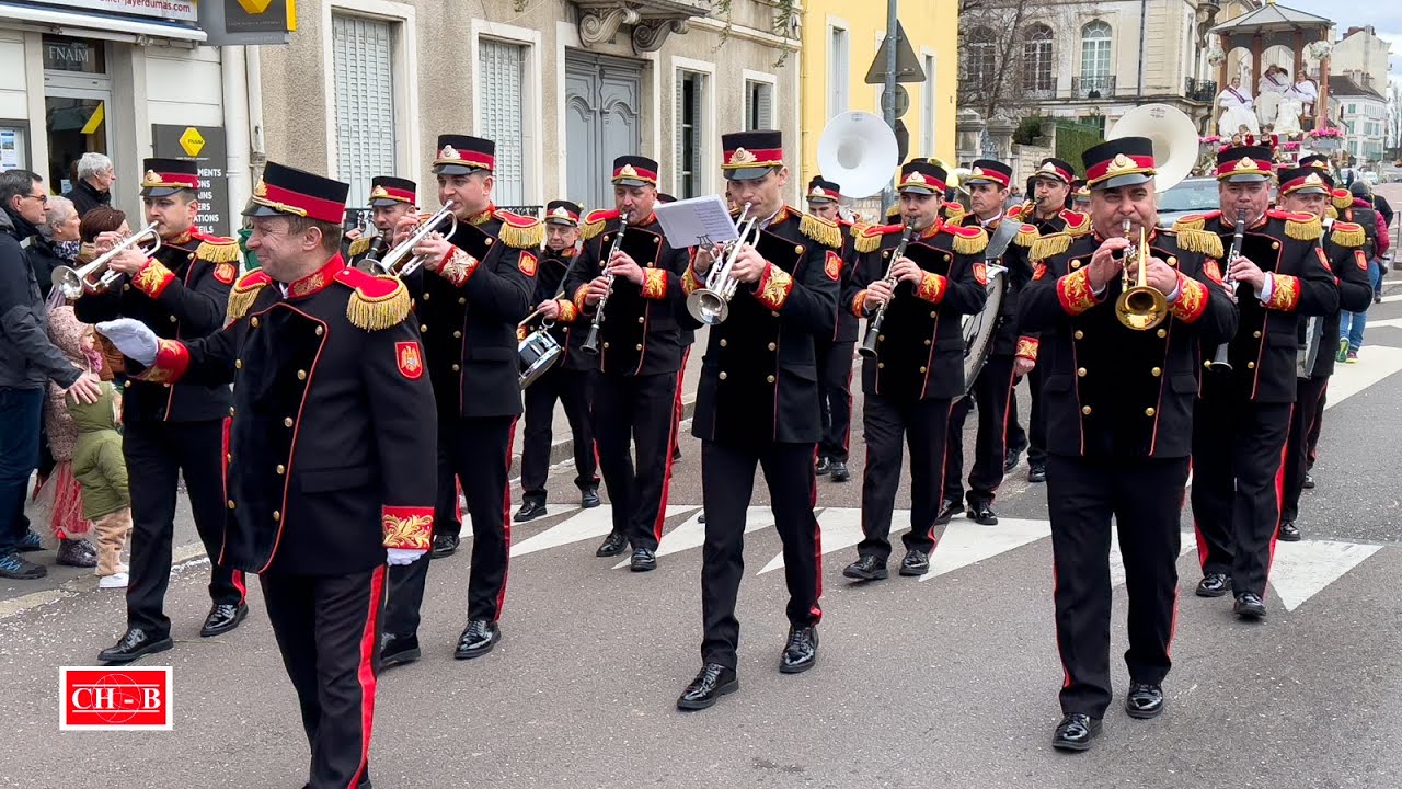 Carnaval de Chalon sur Saône - La Moldavie : orchestre des carabiniers du ministère de l'intérieur