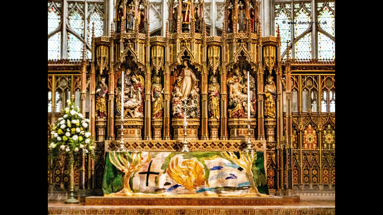Close up views of the reredos of the high altar of Gloucester cathedral