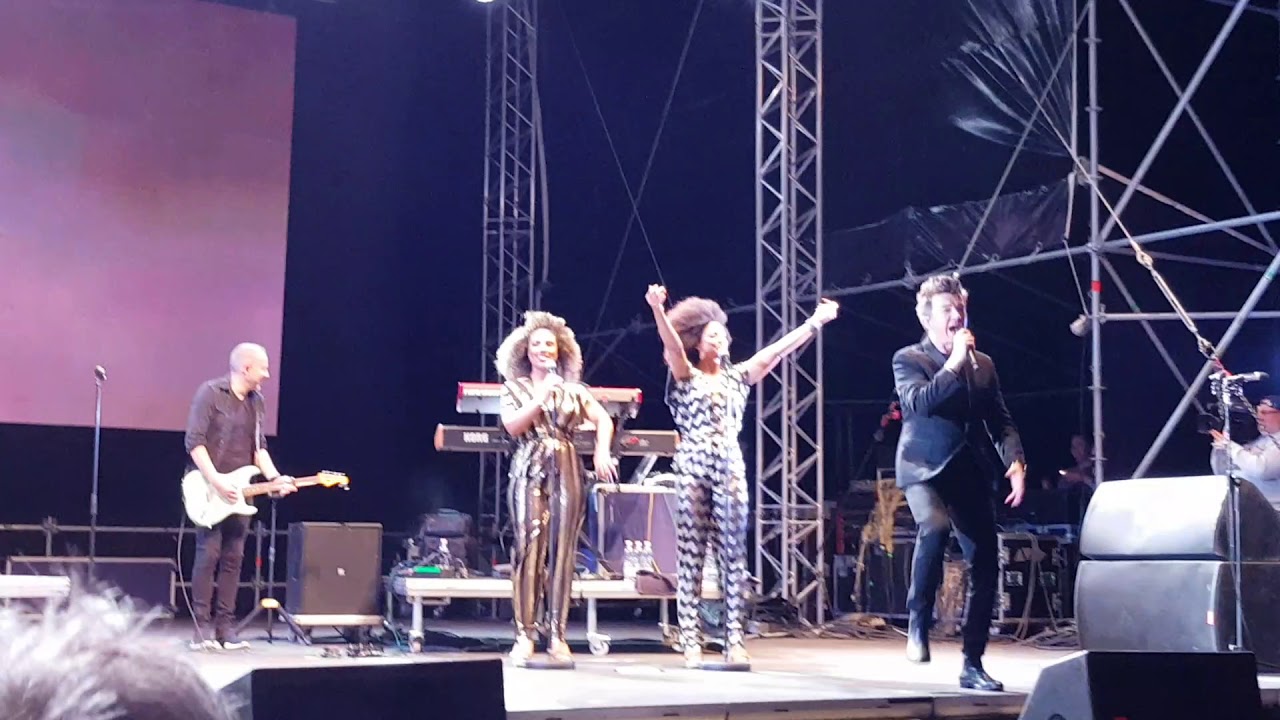 Rick Astley 'Shotgun' (George Ezra) cover version at Paloznaki Jazz Piknik