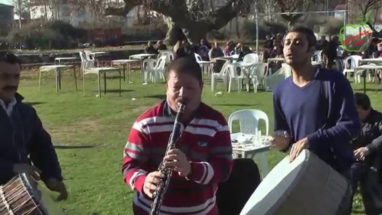 Ahmet UYGUN Kırmızı Gülün Alı Var - Harmandalı