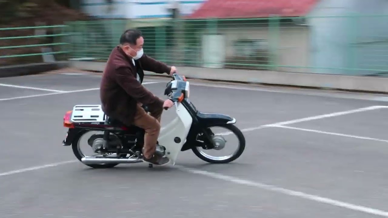★BC41A バーディー80 ４サイクル 低走行車 緑系 始動走行