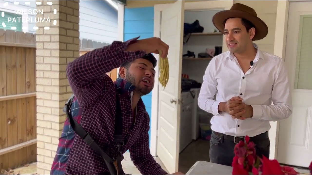 El Huevo puyado. @Aaron Patepluma