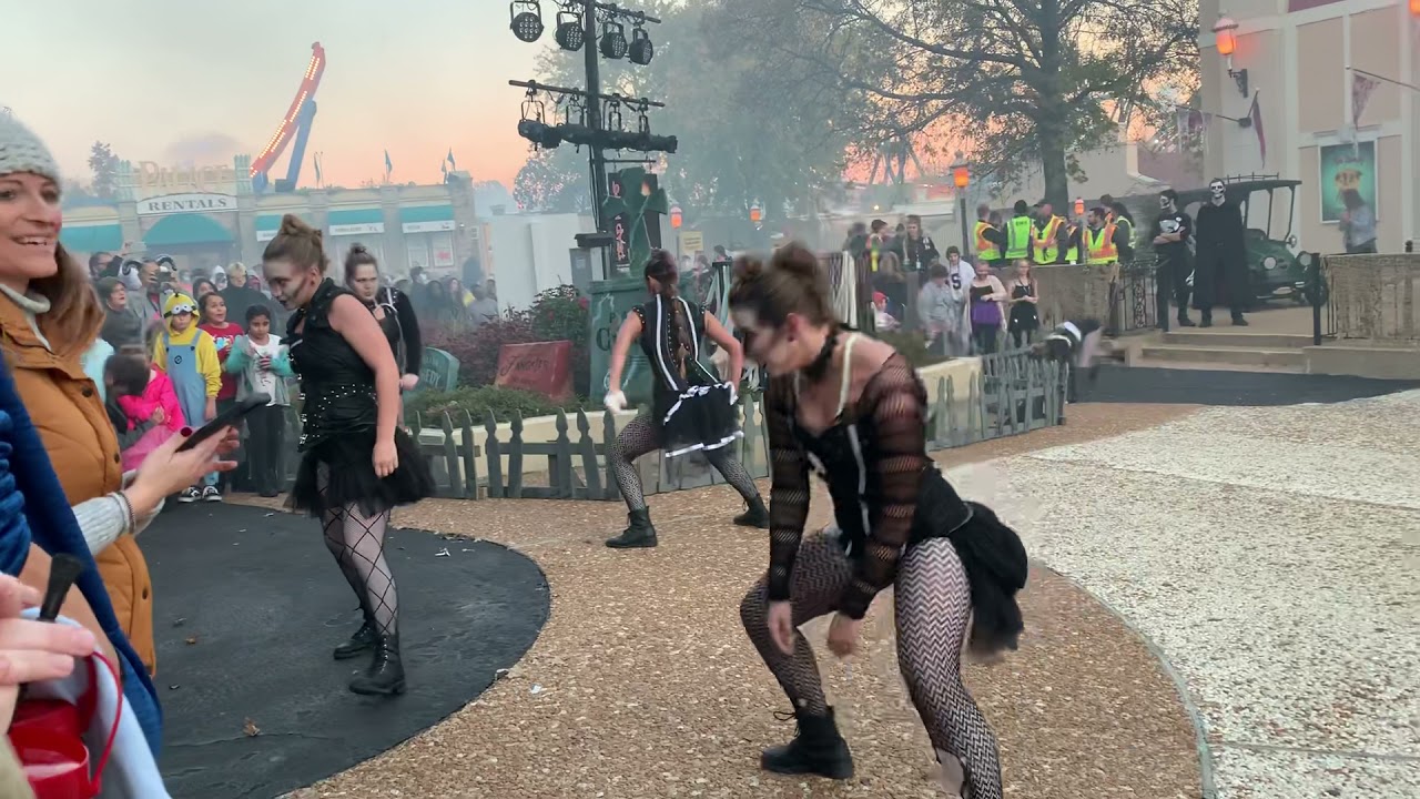 Six Flags Fright Fest St. Louis Freaks Unleashed 2021