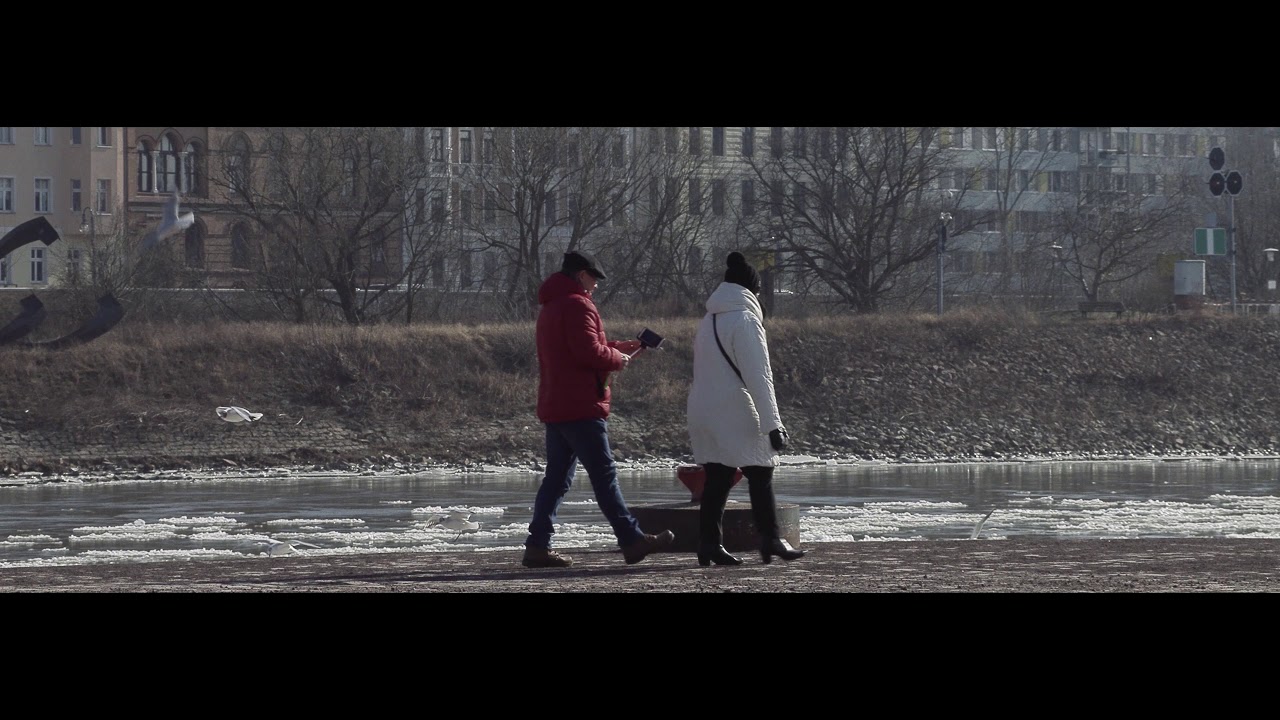 Dauerfrost und Eis haben Magdeburg voll im Griff. im Cinestyle-Test XF400 Probeaufnahmen