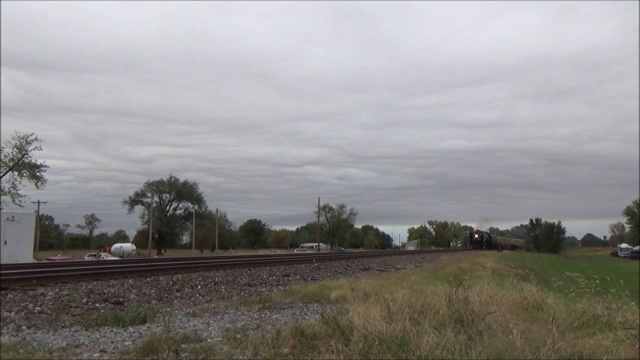 Union Pacific #844 Steam Train Blasting Through Valmeyer, IL