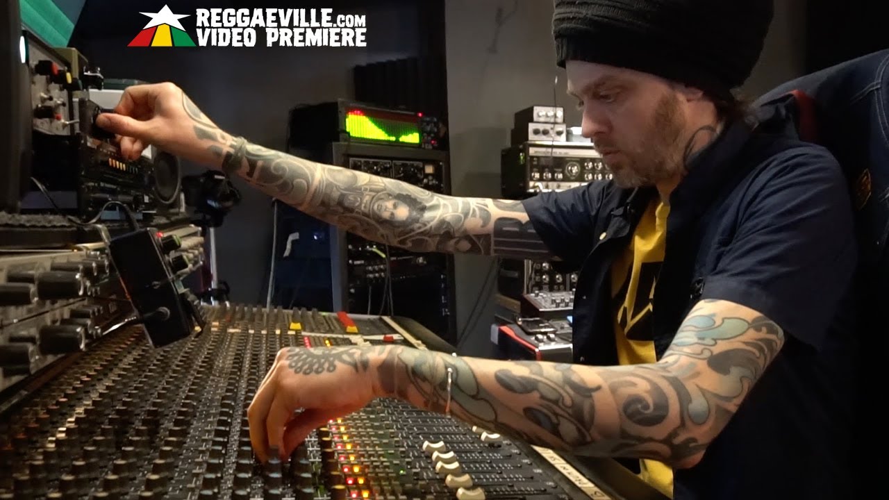 Paolo Baldini DubFiles meets Dubblestandart - Holding You Close feat. Marcia Griffiths [2020]