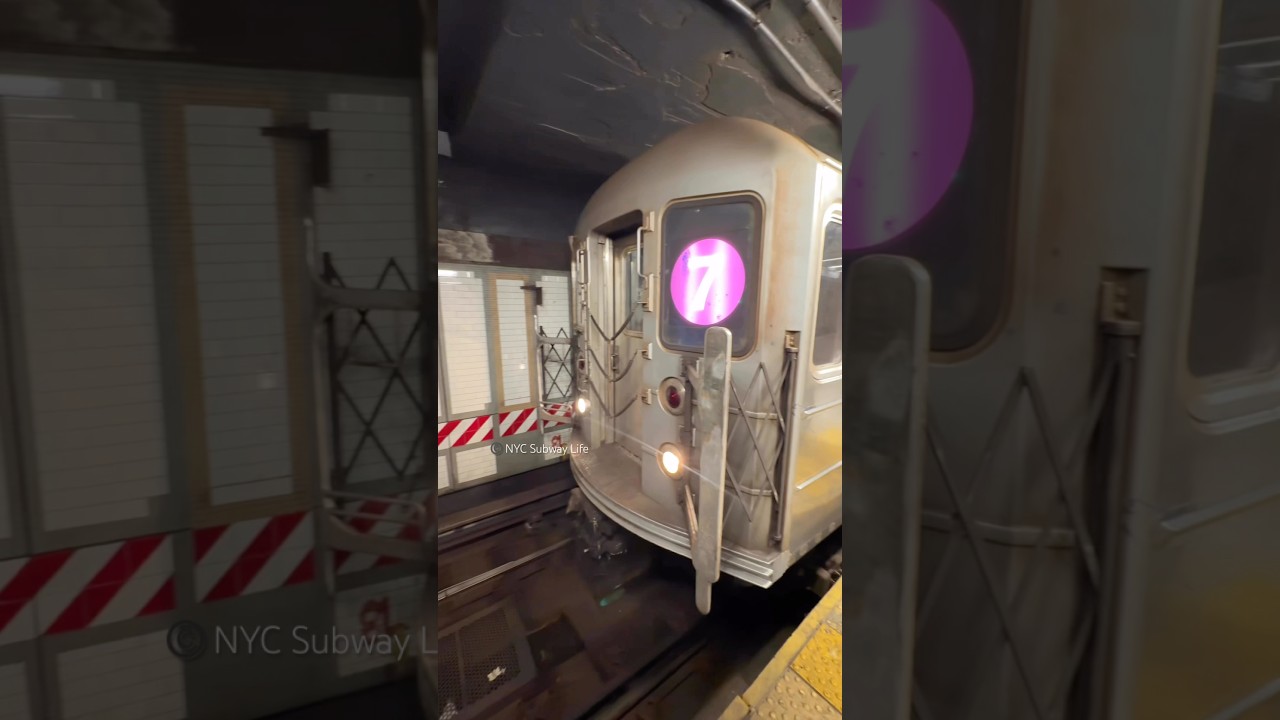 The Lucky 7 No. 3 Train! #NYCSubway #NYC #LIRR #NewYork #NewYorkCity