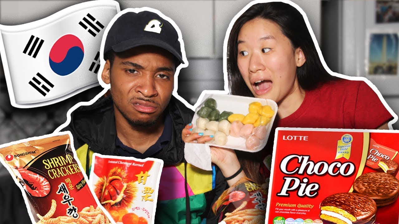 Мой жених впервые пробует корейские закуски! | SLICE n RICE 🍕🍚