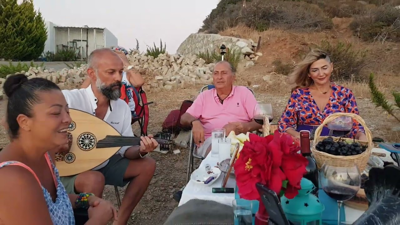 gözlerin doluyor gecelerime #fasıl #bodrum #dostmeclisi #günbatımı @senaakgun7907 Serdar akgün