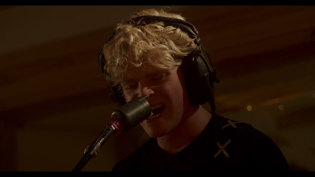 Keo - Fly (Live in session)