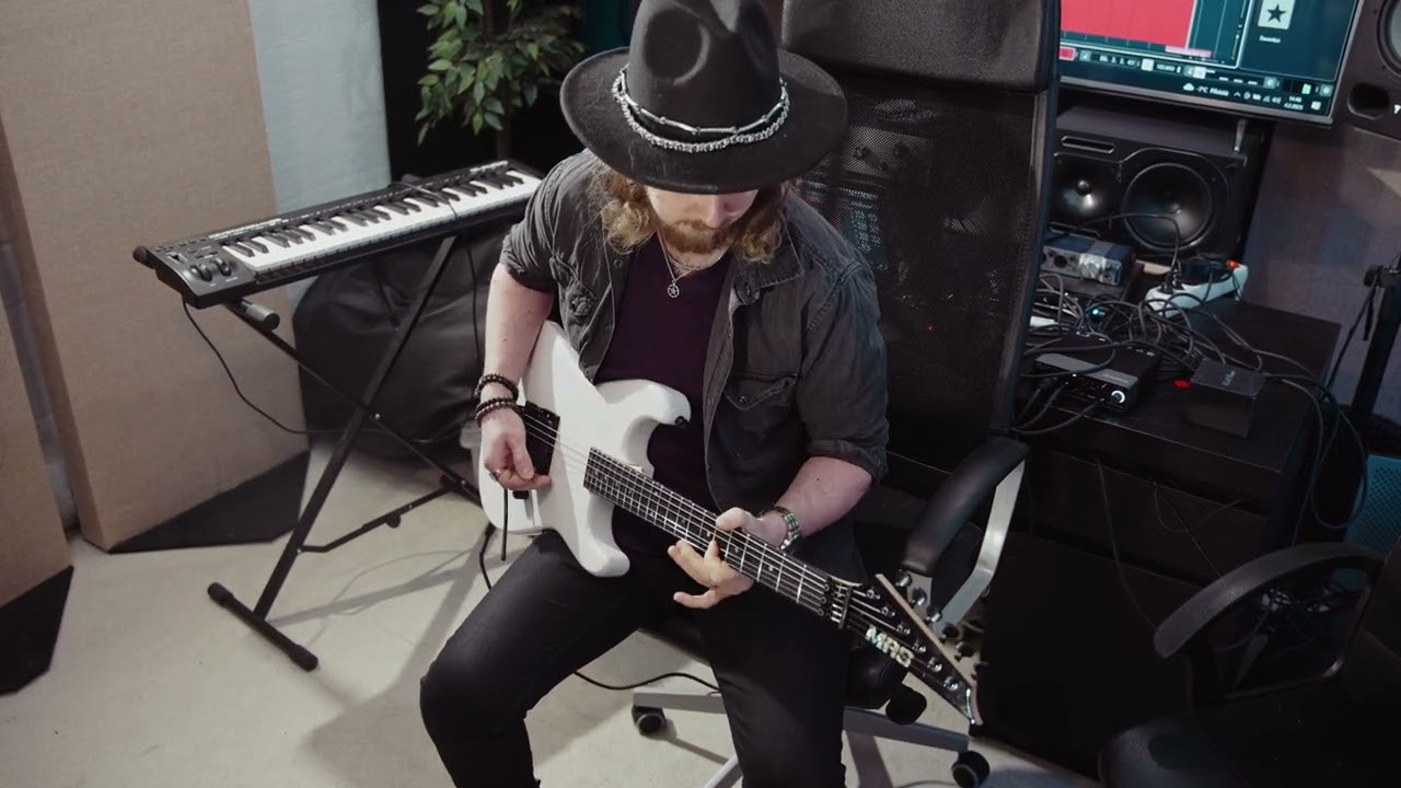 NIKO VUORELA - MR.CROWLEY (GUITAR COVER)