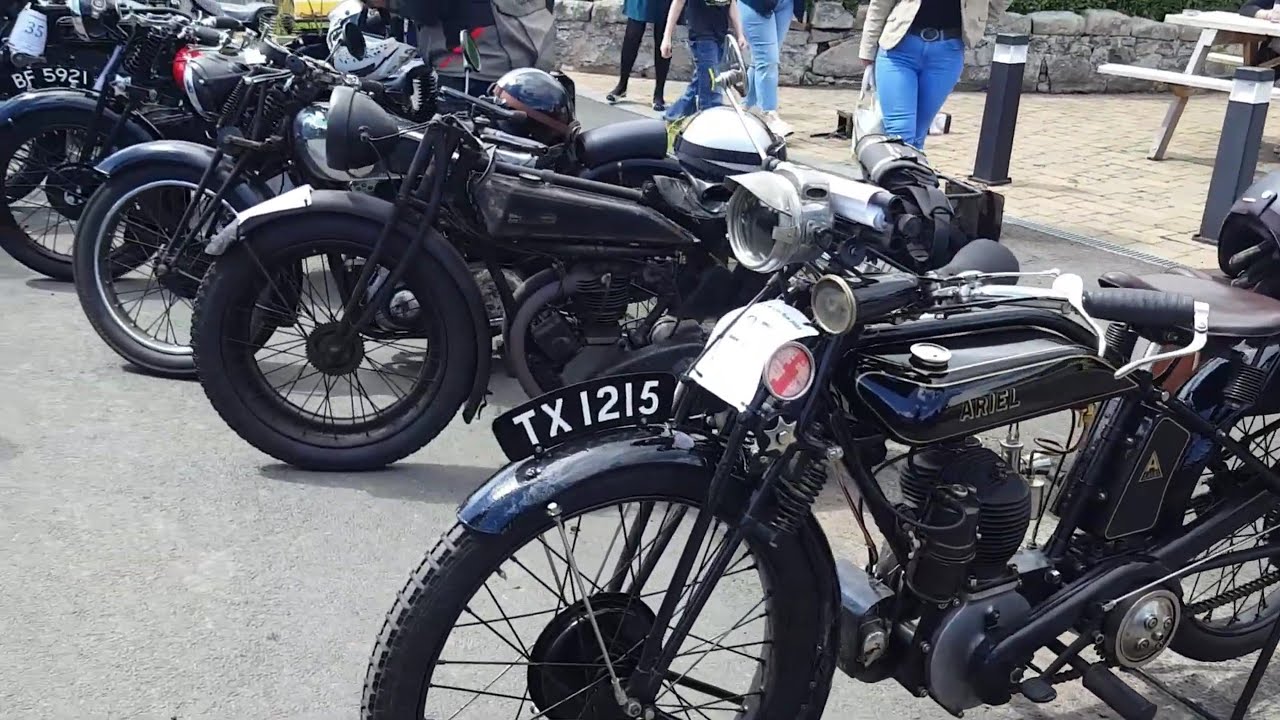The 'Bamburgh Run'  2022   Vintage Flat Tankers & Girder Forks Motorcycles.