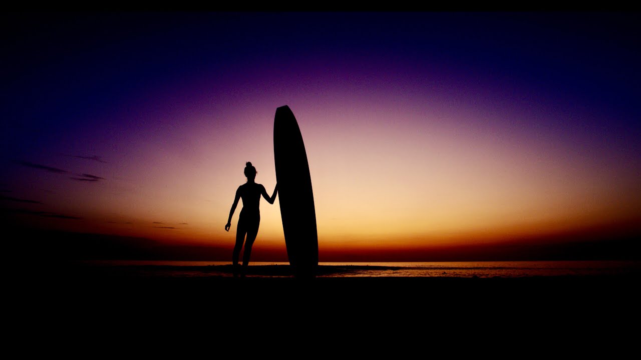 Victoria Vegara, French Longboarding Beauty