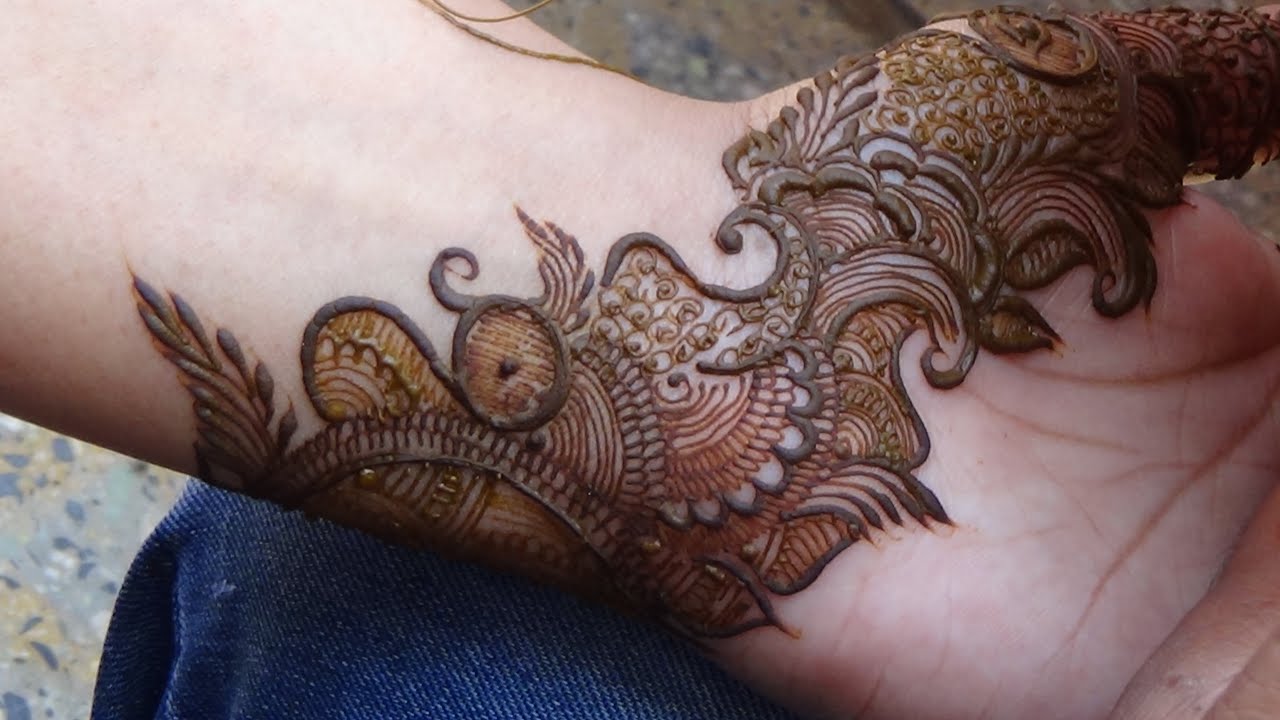 Pakistani Indo Arabic Mehndi Design:Mehendi For Upper Side(Full Hand)